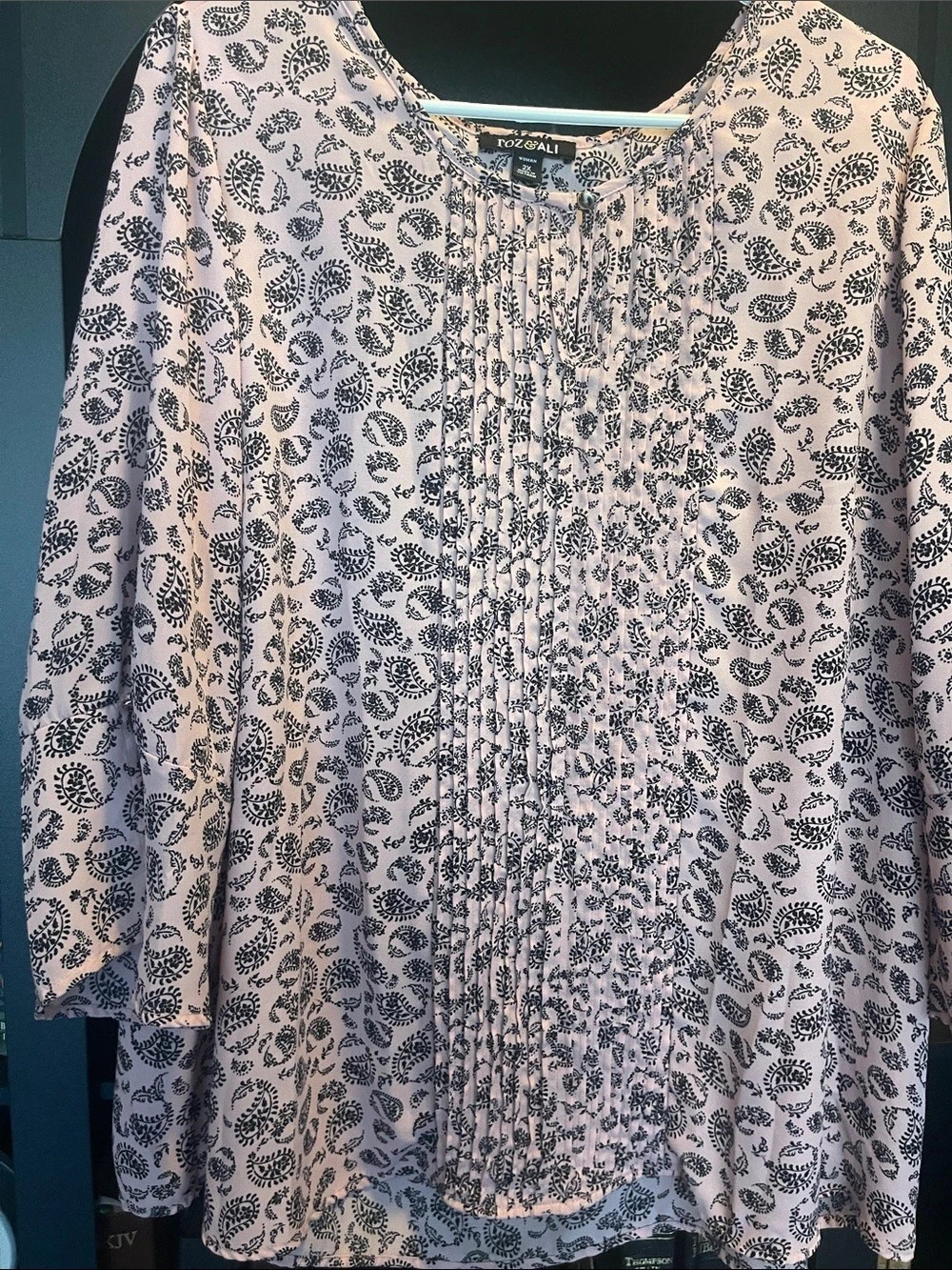 roz & ALL Paisley Pleated Tunic (blouse) in Pink & Black Size 2X